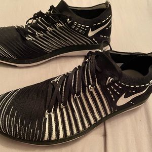 Nike Free Flyknit Size 8